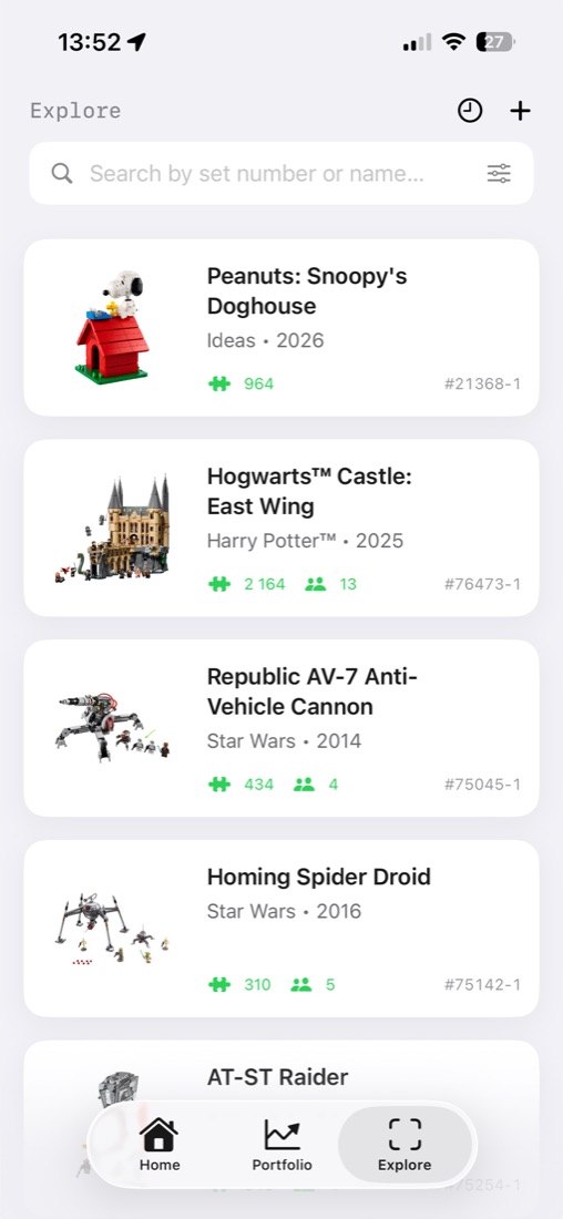 Entdecken-Ansicht der BrickStats-App mit LEGO Sets, ihren Themen und Erscheinungsjahren